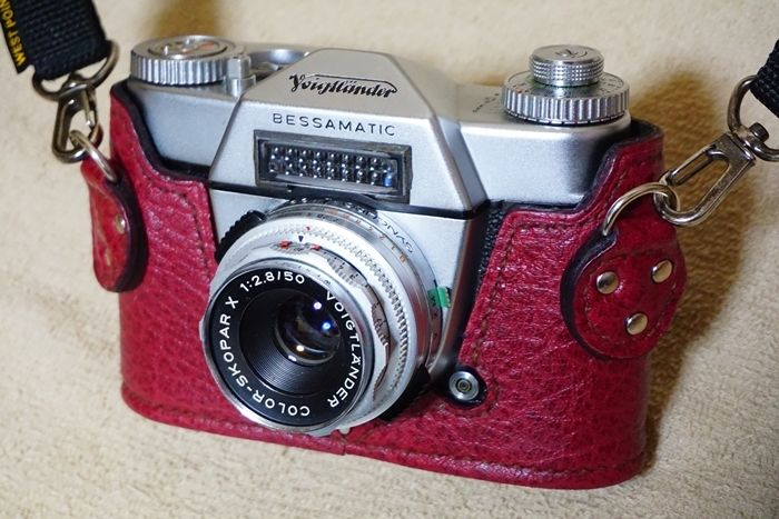 Voigtländer Bessamatic フィルムカメラ Voigtlander Bessamatic カメラケース＜バッファローレッド＞ 0109 |