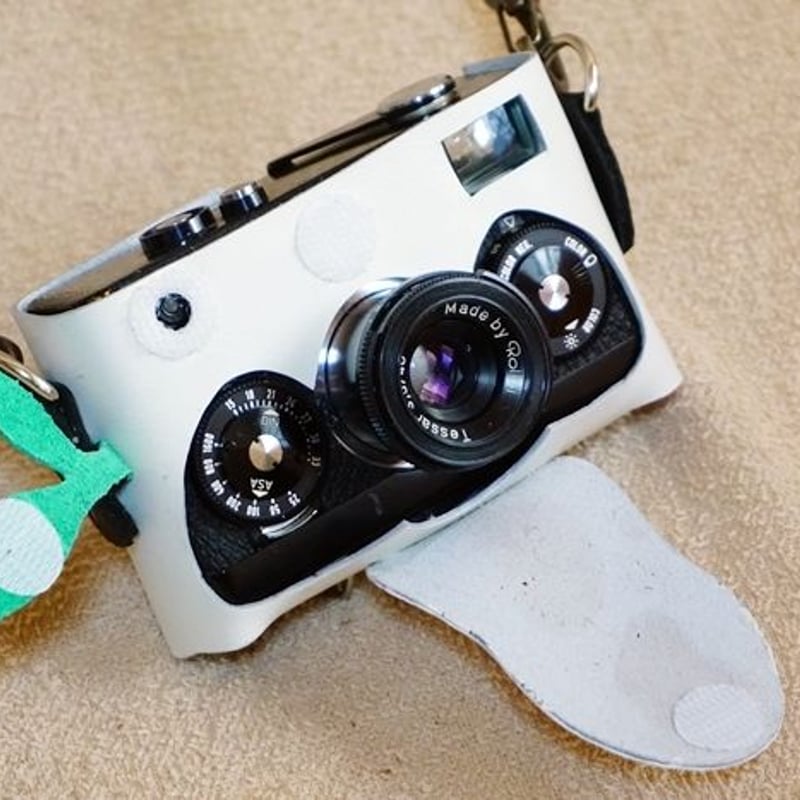 Rollei 35 ストラップ　ケース付属 マップカメラ情報】新製品! Swimming Fly ローライ35用速写