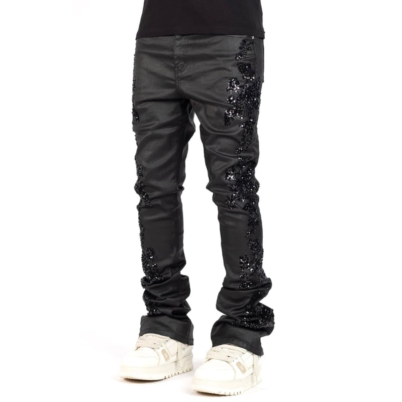 GUAPI / ALL BLACK FLOWERS EMBELLISHED DENIM | PLUG