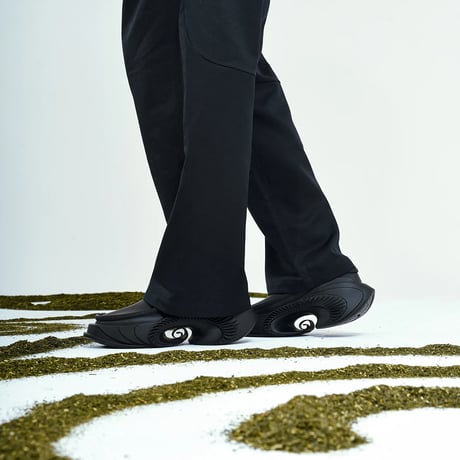 ALIVEFORM / SPIRALIS LOAFER