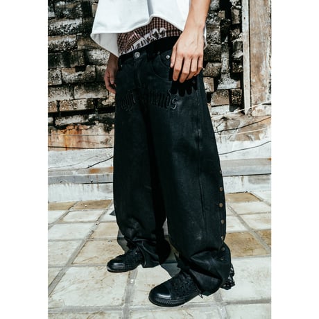 Thought We Friends / Lucius Distressed Baggy Denims with Embroidery & Studs / MULTI