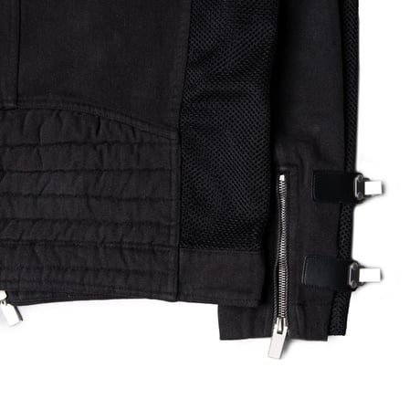 GOLDIE / MULTI BUCKLE WASHED DENIM JACKET