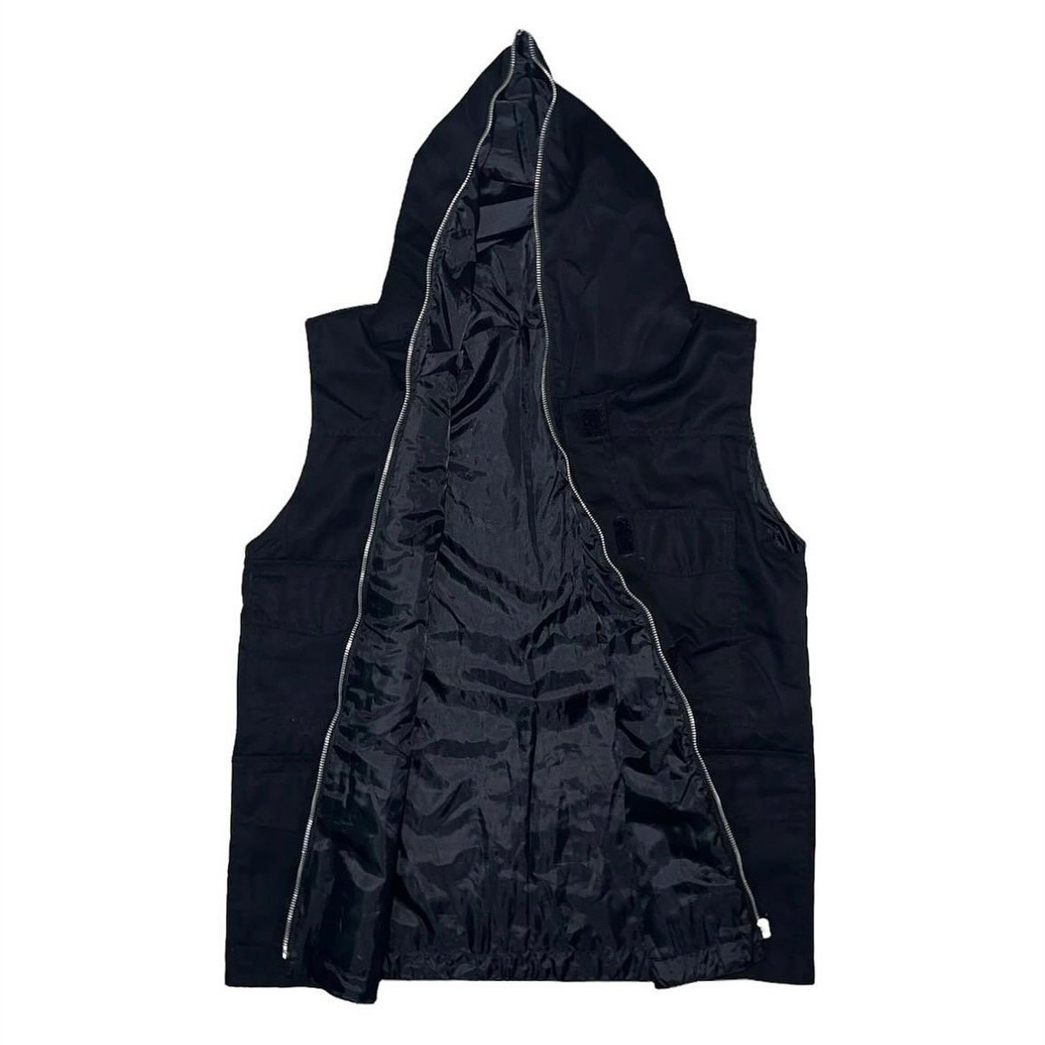 ジャケット・アウター CASTLEBERRY HILLS HILLSLOPE VEST(BLACK  