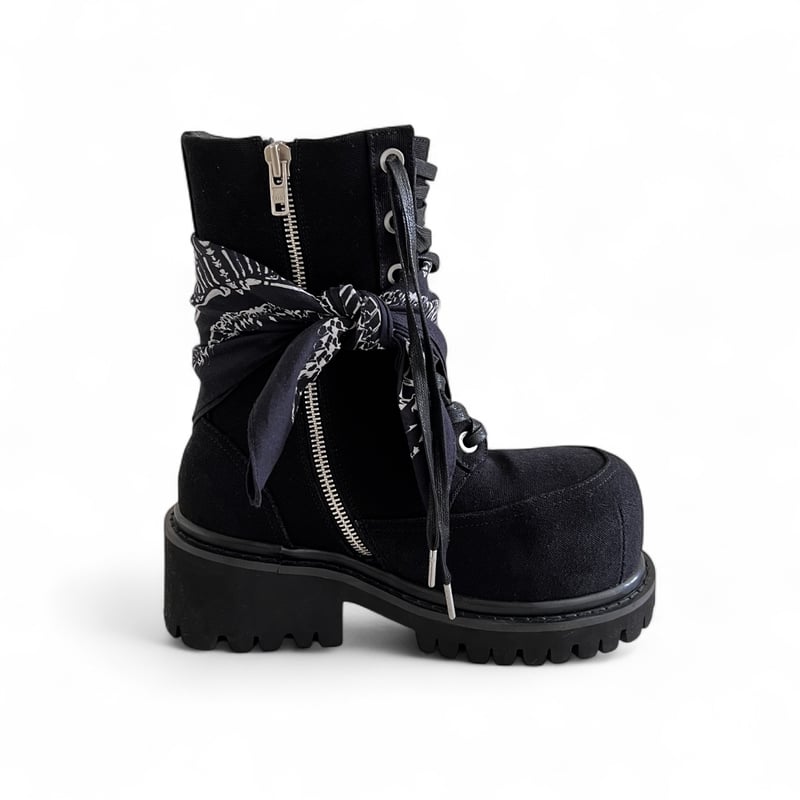 unconscious / Obsidian Recurve Boots | PLUG