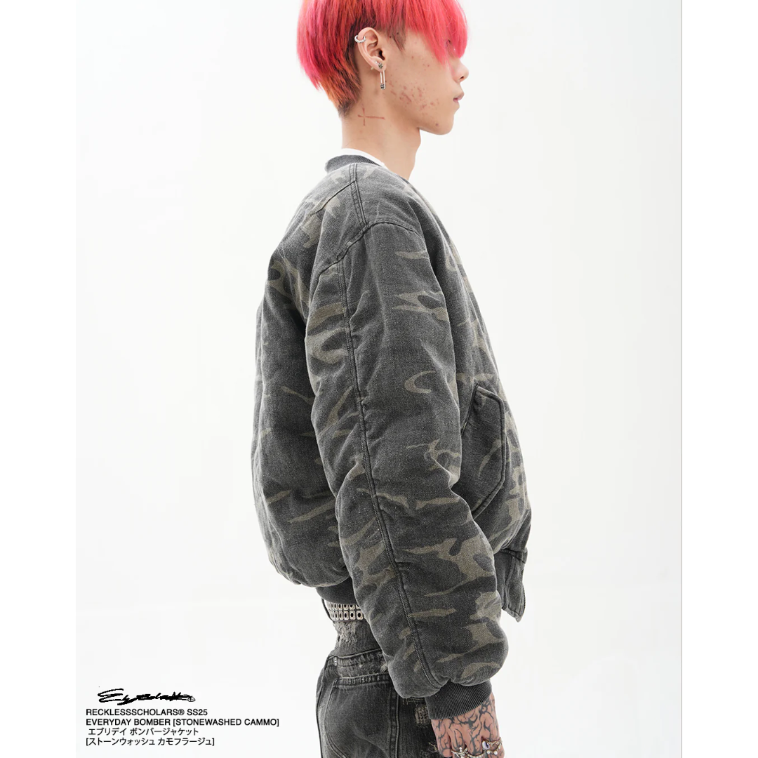 Justin着用RECKLESSSCHOLARS EVERYDAY BOMBER RECKLESS SCHOLARS / EVERYDAY BOMBER / GRAY | PLUG