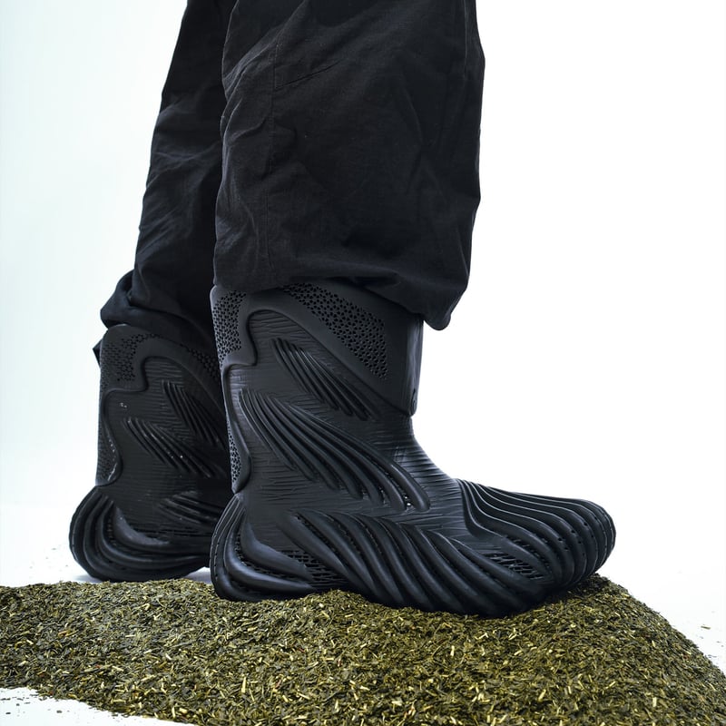 靴 Alive form ALIVEFORM / ARMIS HIGH / CHARCOAL | PLUG