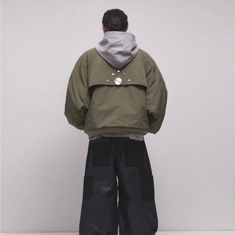 side service / MAGNETIC SNAIL BOMBER / KHAKI |