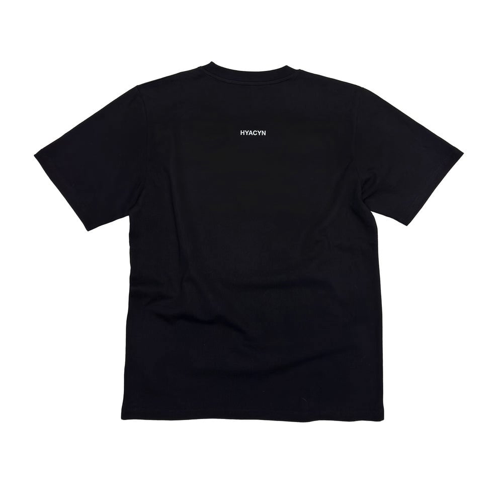 HYACYN / TEE HAB RASTERFAHNDUNG1 / BLACK | PLUG