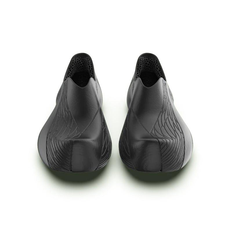 革新的なデザインと機能性☆ ALIVEFORM FLAINE CORE CHARCOAL ALIVEFORM / FLAINE CORE / CHARCOAL | PLUG