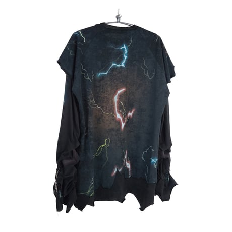 EMOTIONAL WORLD / THUNDER STACKED L/S TEE / MULTI