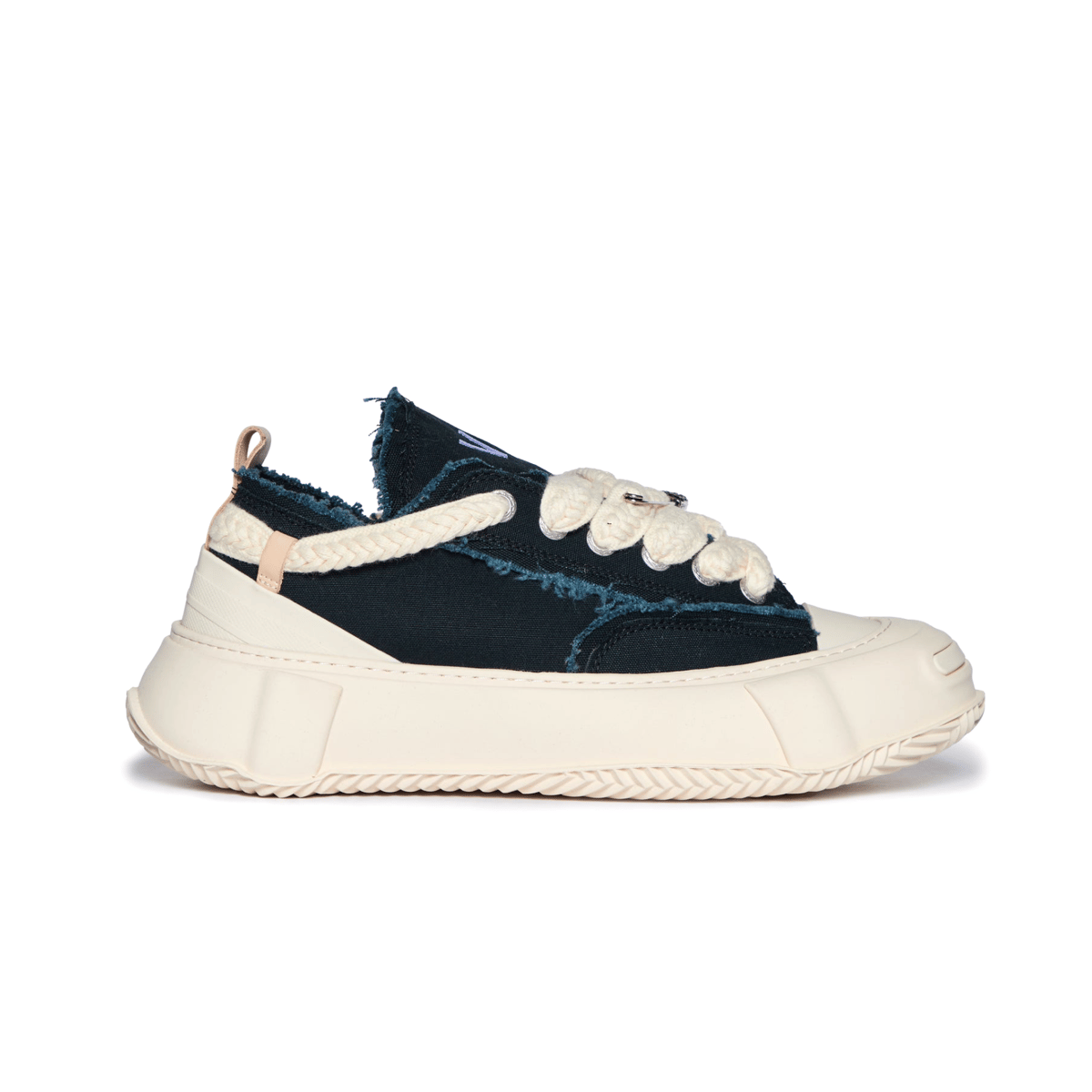 VALABASAS / VISION SHOE / BLACK | PLUG