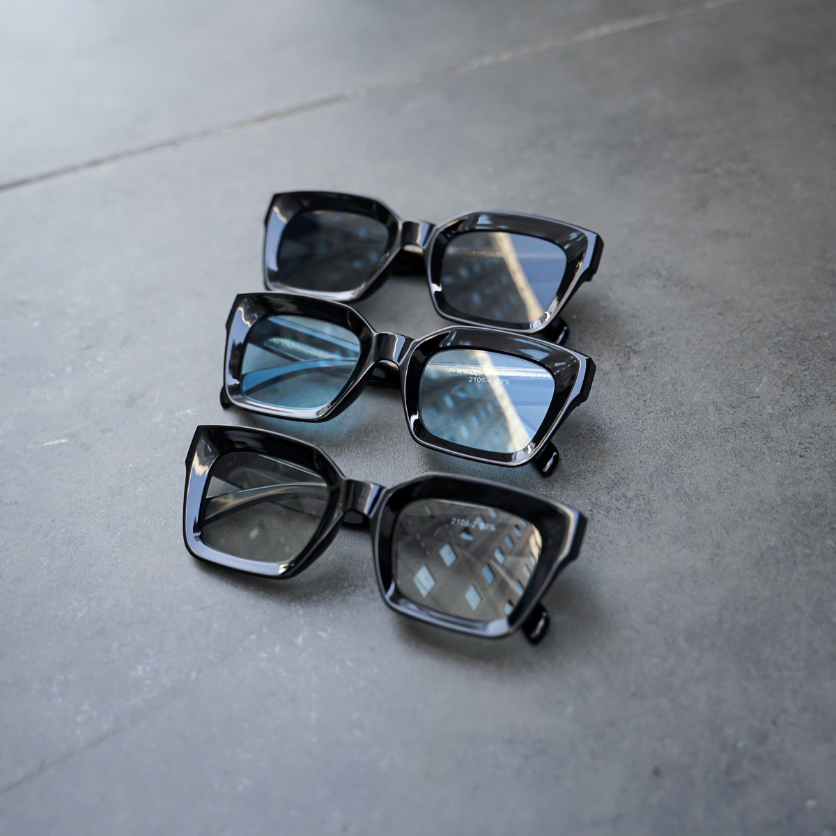 SCURRY EYEWEAR / NEU / BLACK | PLUG