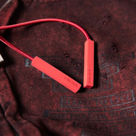 GOLDIE / DISTRESSED GC CURVED ZIP HOODIE / RED