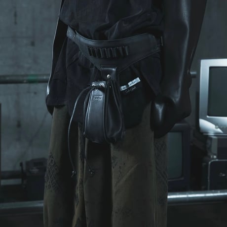 EMOTIONAL WORLD / WESTERN BELT BAG