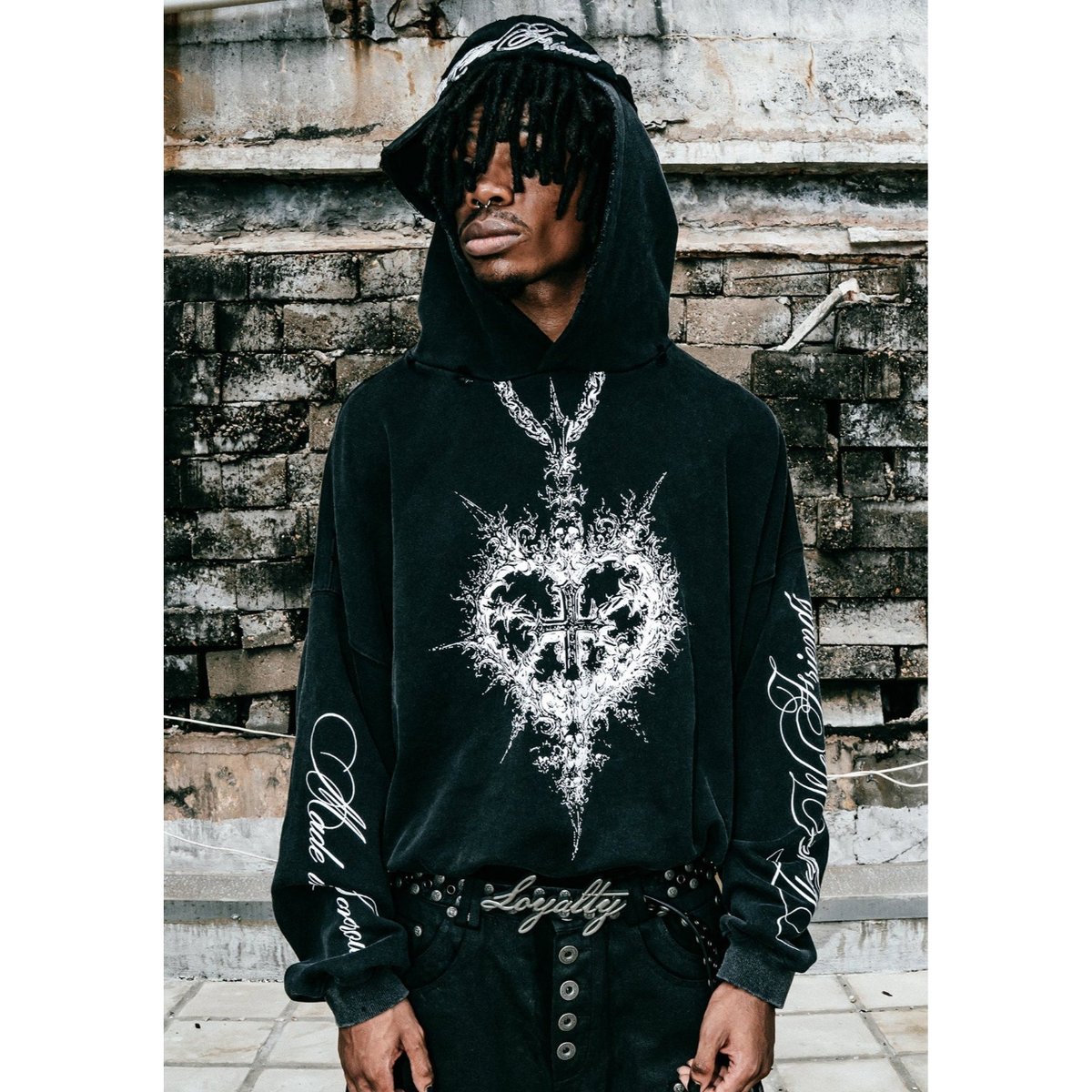 Thought We Friends / Alis Hoodie | PLUG