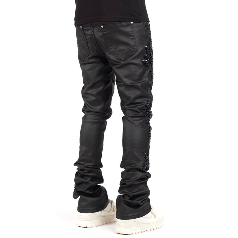 【GUAPI】オールブラック花柄デニム(送料・関税込み) GUAPI / ALL BLACK FLOWERS EMBELLISHED DENIM | PLUG