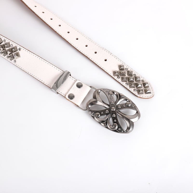 DND4des / STUDDED RHINESTONE CARVED BUCKLE LEAT