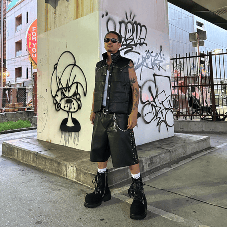 BLOOM YARD / MULTI STUDS V LEATHER VEST / BLACK