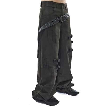 EMOTIONAL WORLD / BELTED COMBAT JEANS / BLACK