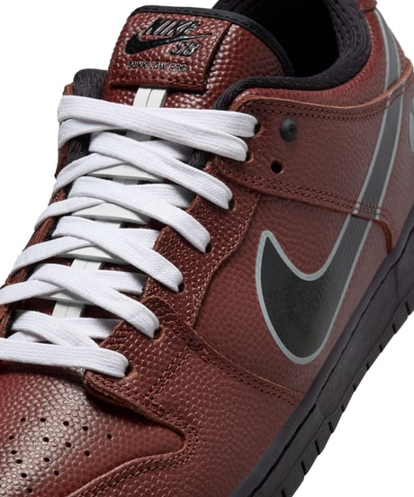 【NIKE】Nike SB Dunk Low Pro QS "Limosine Skateboards"