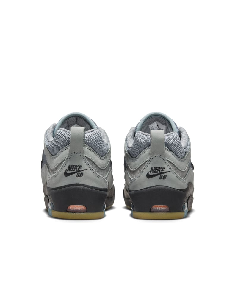 NIKE ISHODタグ付き新品箱無し　27cm　スケボー おはようございます🌞 こんにちは🟡 こんばんは🌆 8/16(土)発売