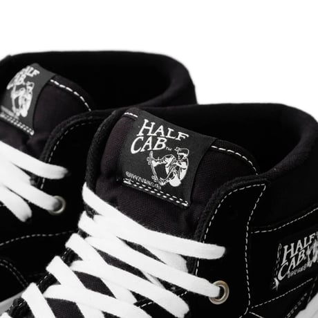 【VANS】SKATE HALF CAB (BLACK/WHITE)