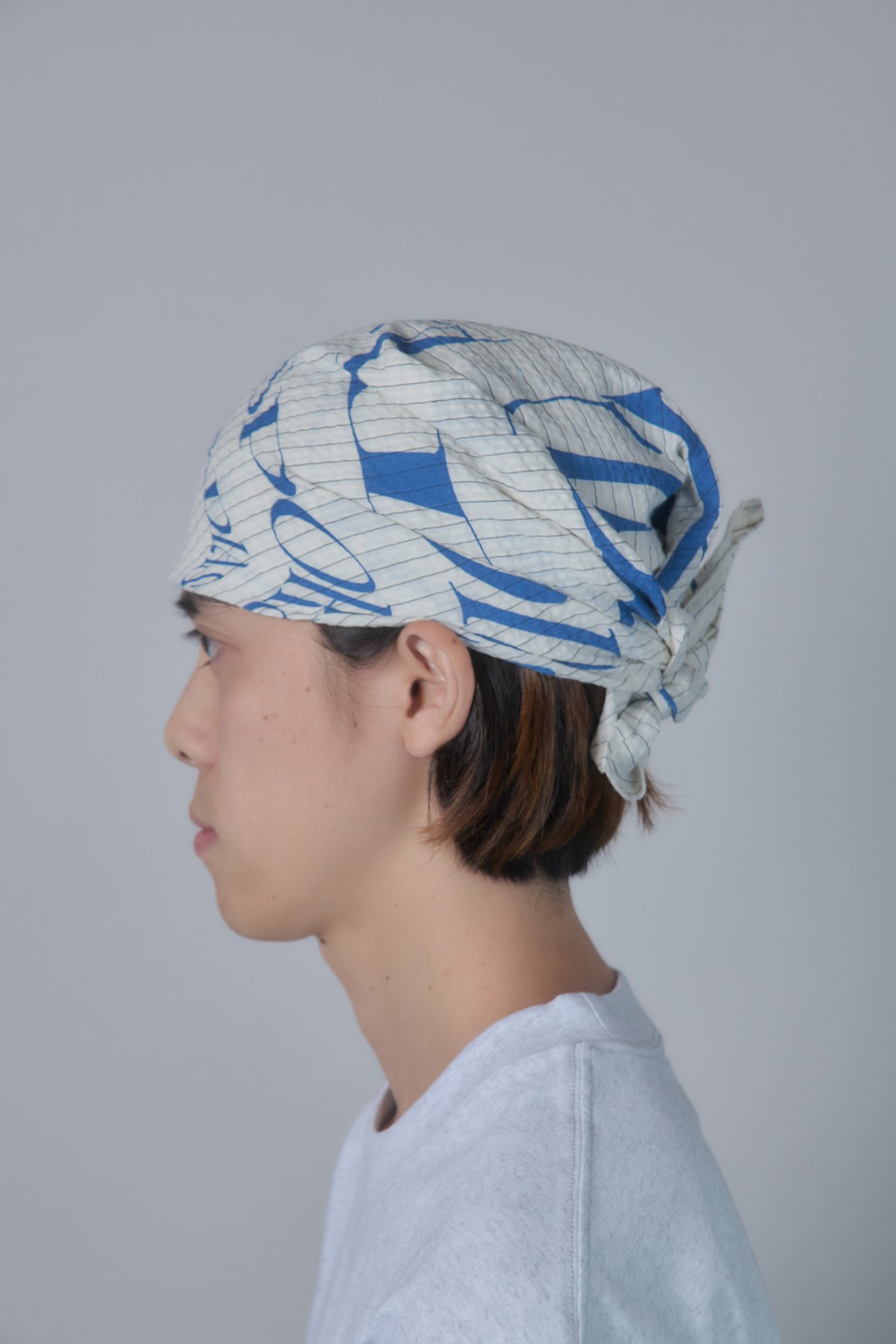 Seersucker Scarf (White) | PURRBS Online Store