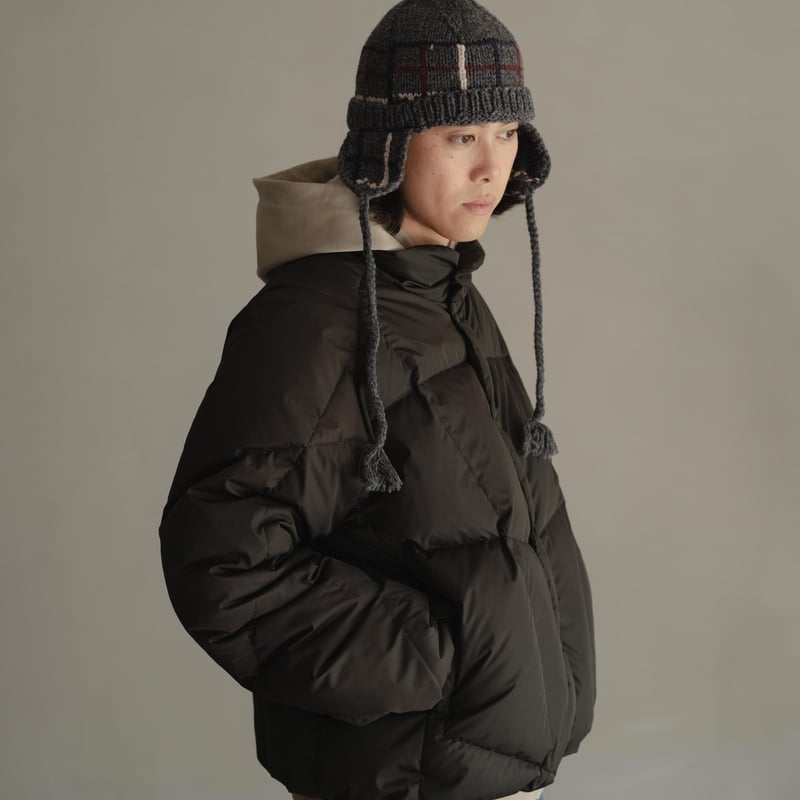 DIASPORA SKATEBOARDS ダウンジャケット