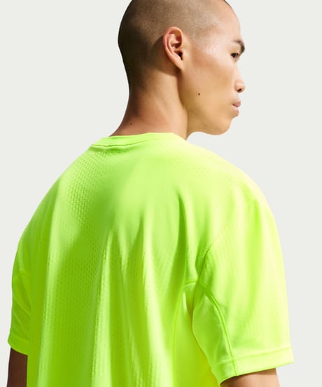 【NIKE】Nike SB Ishod Short-Sleeve Jersey Top (Volt)