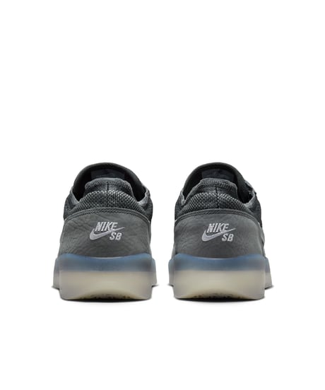 【NIKE】NIKE SB PS8 (Cool Grey/Metallic Silver)