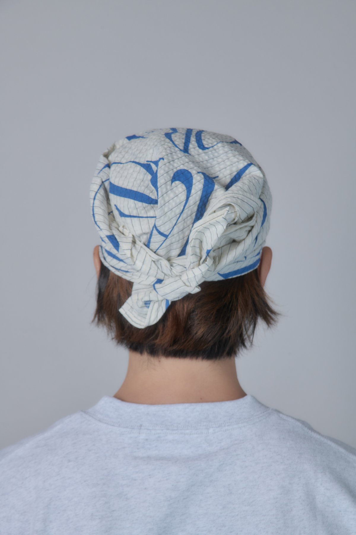 Seersucker Scarf (White) | PURRBS Online Store