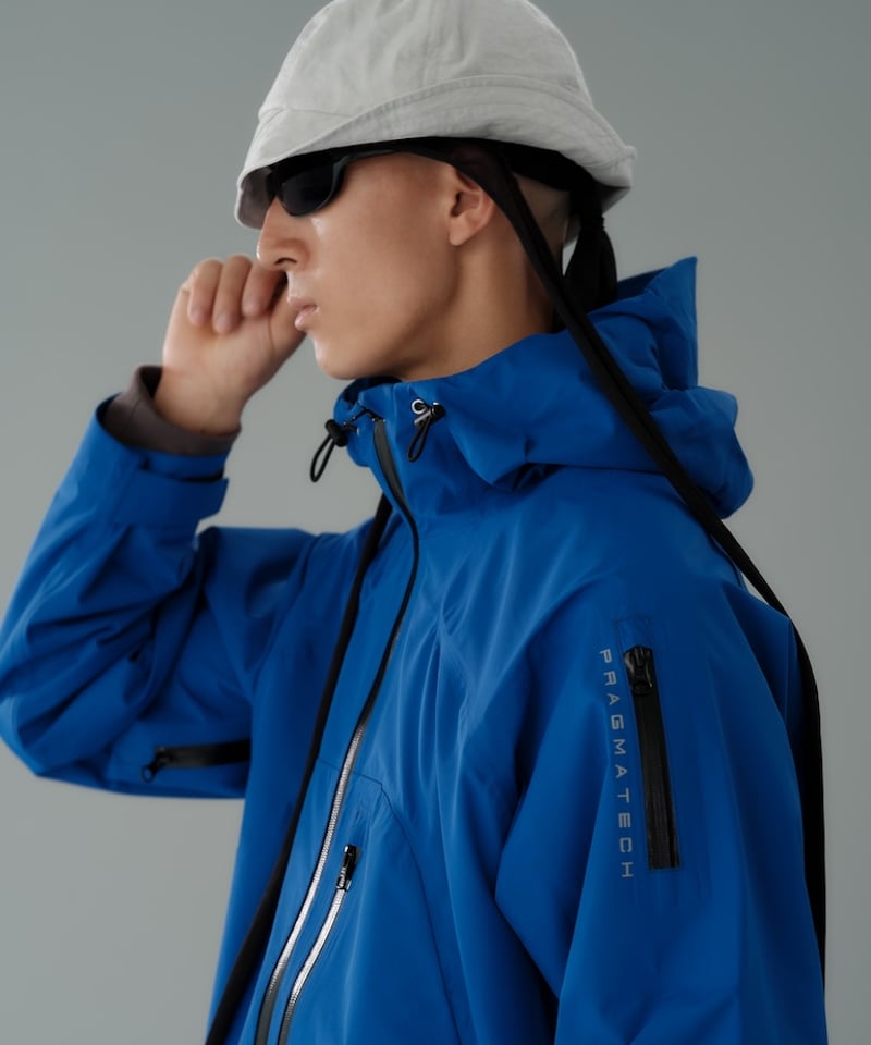 PRAGMATECH Pavement Jacket β (Royal) | Diaspora