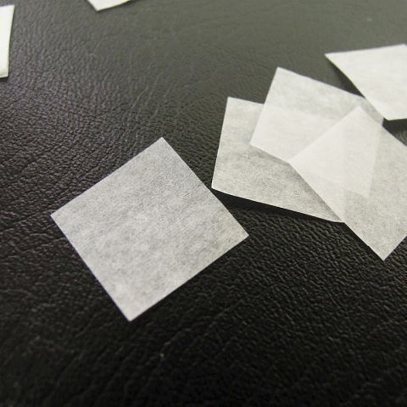 ミツクラの紙吹雪 雪 ホワイト 白色 白 業務 1.5cm 紙製 極薄 回転落下