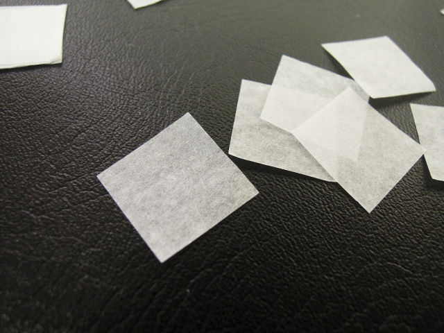 ミツクラの紙吹雪 雪 ホワイト 白色 白 業務 1.5cm 紙製 極薄 回転落下