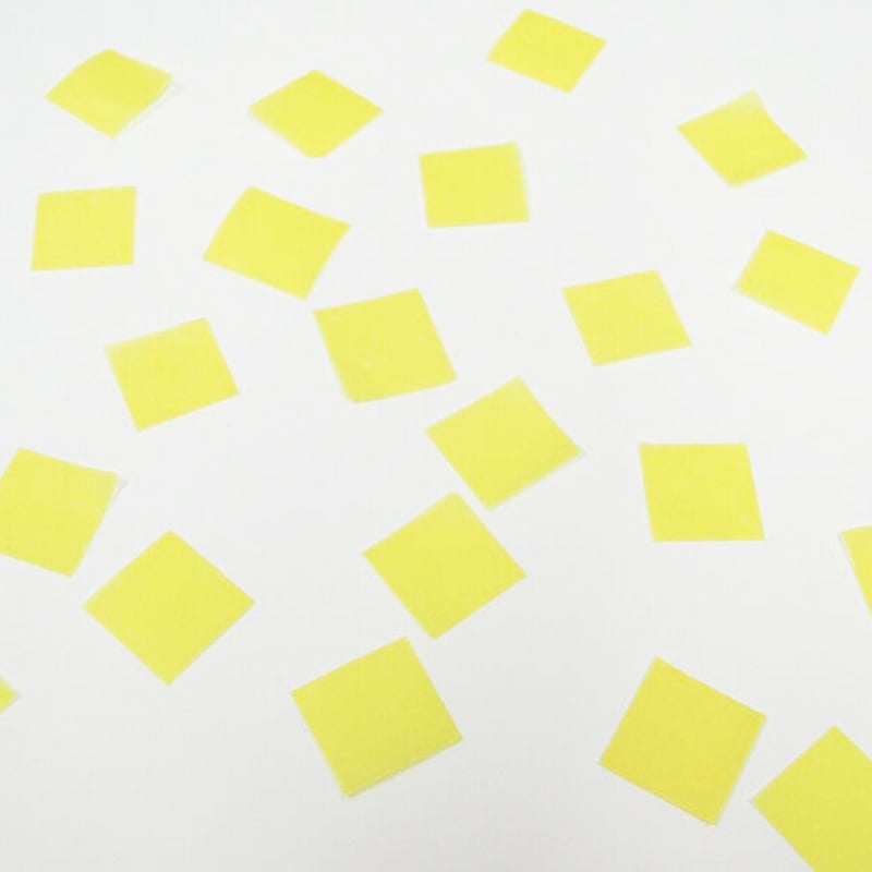 ミツクラの紙吹雪 黄色 イエロー 業務 1.5cm 紙製 極薄 回転落下型 長