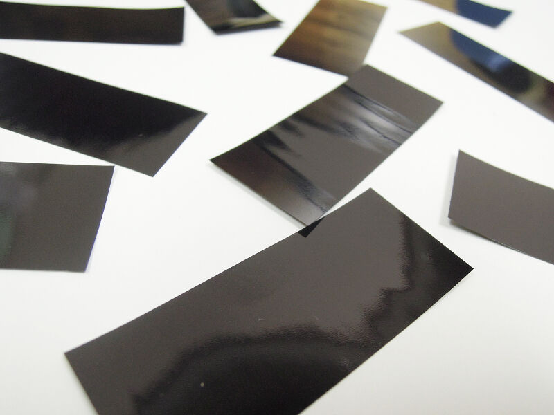 ミツクラの紙吹雪 業務用 艶ありブラック 2cm×5cm 1kg約35000枚 素材