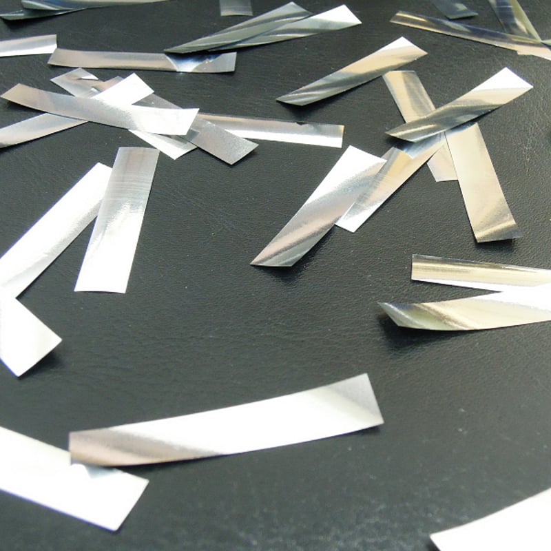 ミツクラの紙吹雪 細目長方形 1cm×5cm シルバー 業務用 横回転落下型