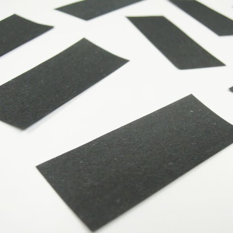 ミツクラの紙吹雪　黒色　ブラック　業務  　2cm×5cm　 紙製　極薄　回転落下型　長時間滞空　結婚式　歓迎会　送迎会　イベント　パーティー　お祝い　舞台