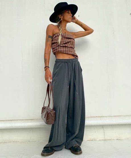 bare top「crumple」#2546258