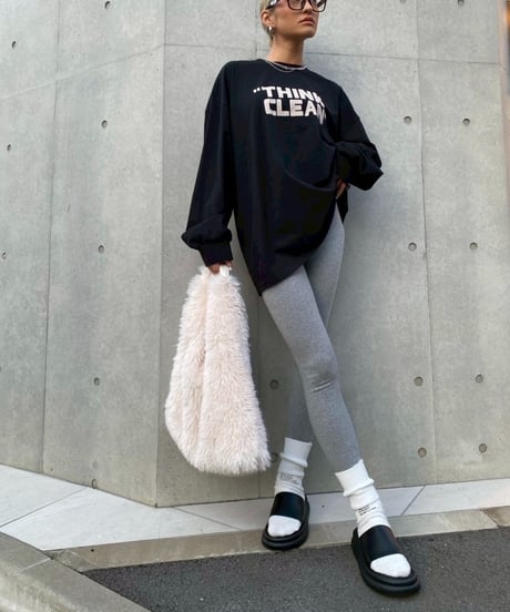 super stretch leggings.