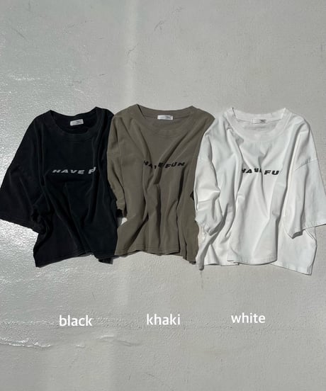 cropped T「HAVE FUN」#635358