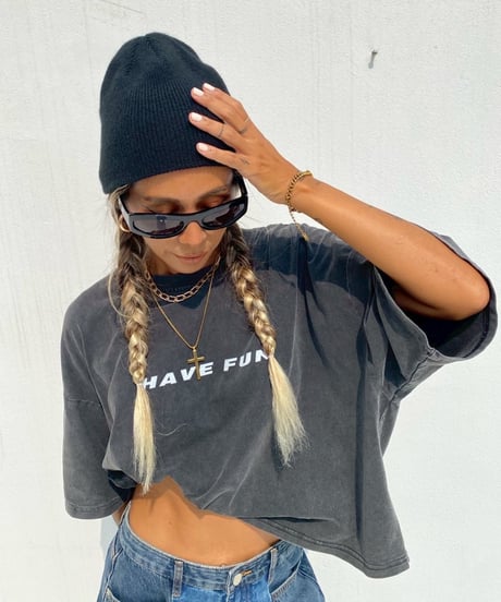 cropped T「HAVE FUN」#635358