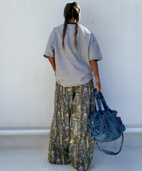 wide T「border」#8083863