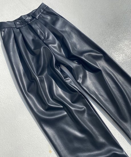 vegan leather straight pt「tuck waist」#10003