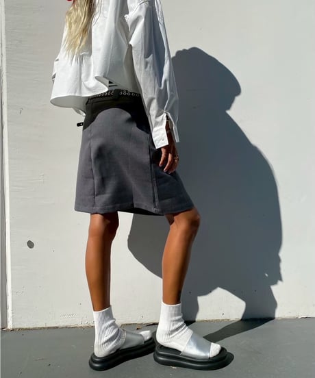 box lame sk「pleats」（ベルト付）#25079