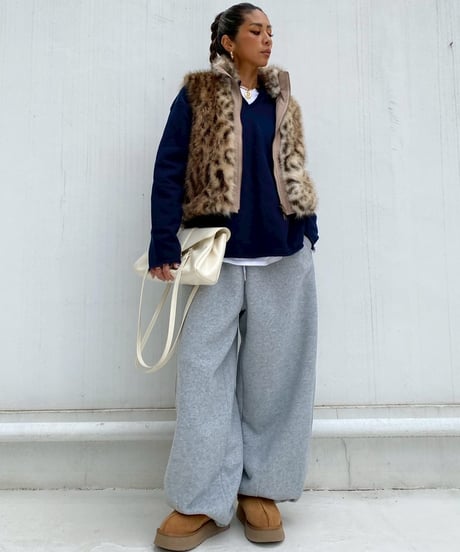 fur vest「fluffy leo」#1012510（リバーシブル）