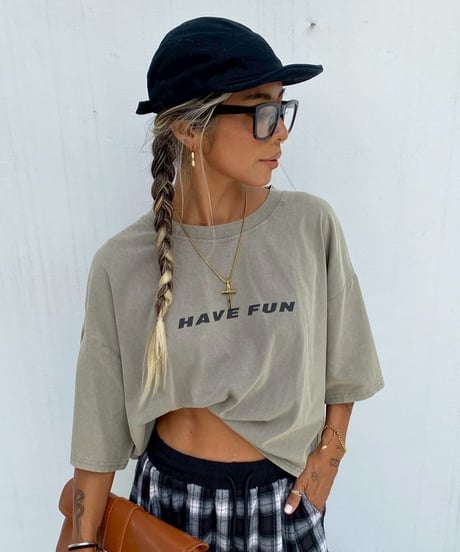 cropped T「HAVE FUN」#635358