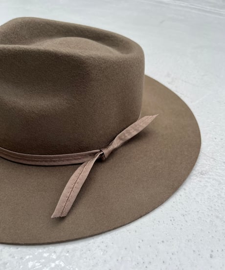 HAT【luck of color】