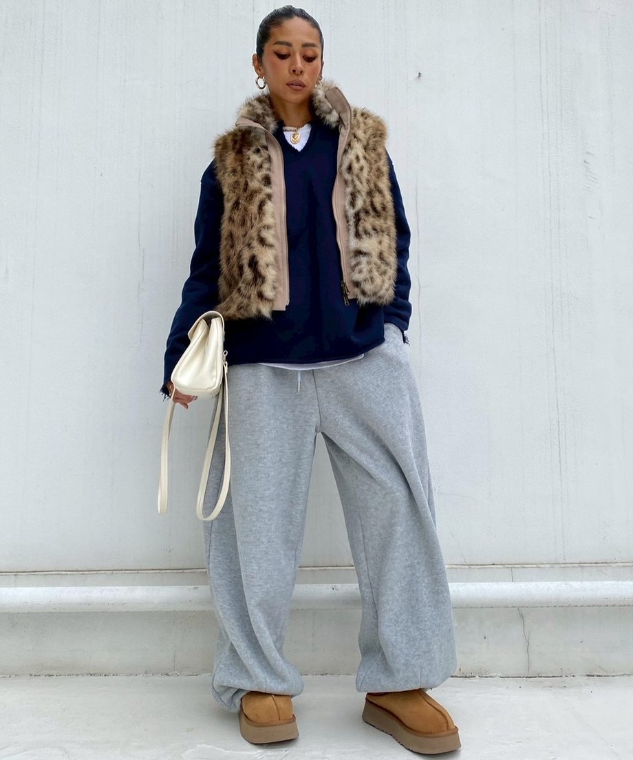 690c07d85ab45e640727de77