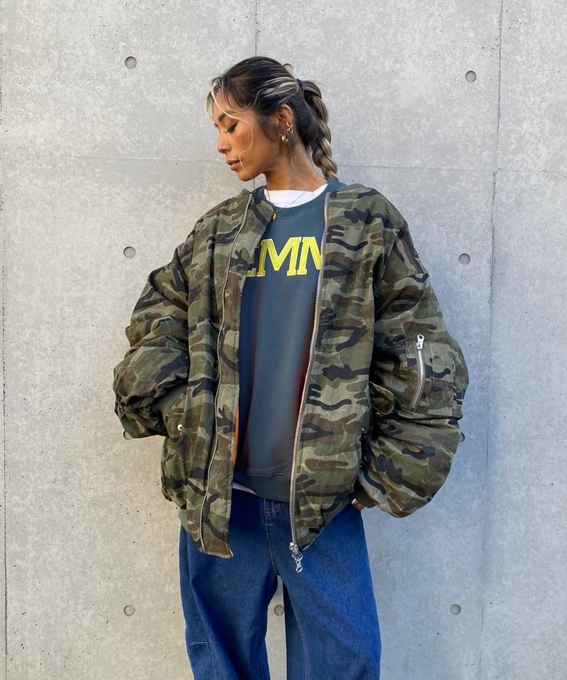 tablet hotel SEGUR wide スウェットカーキ　新品タグ付 tablet hotel SEGUR wide スウェットカーキ 新品タグ付 トップス